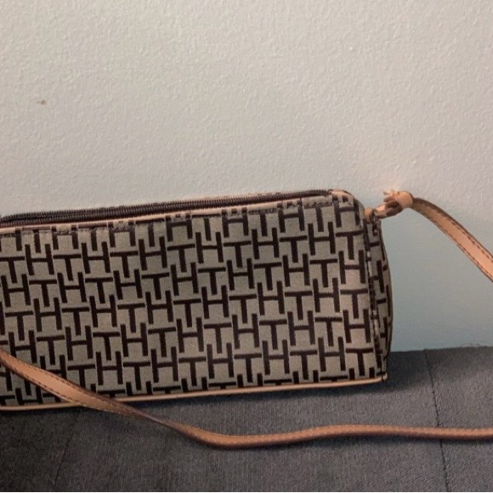 Tommy Hilfiger Tan Patterned Women's Bag